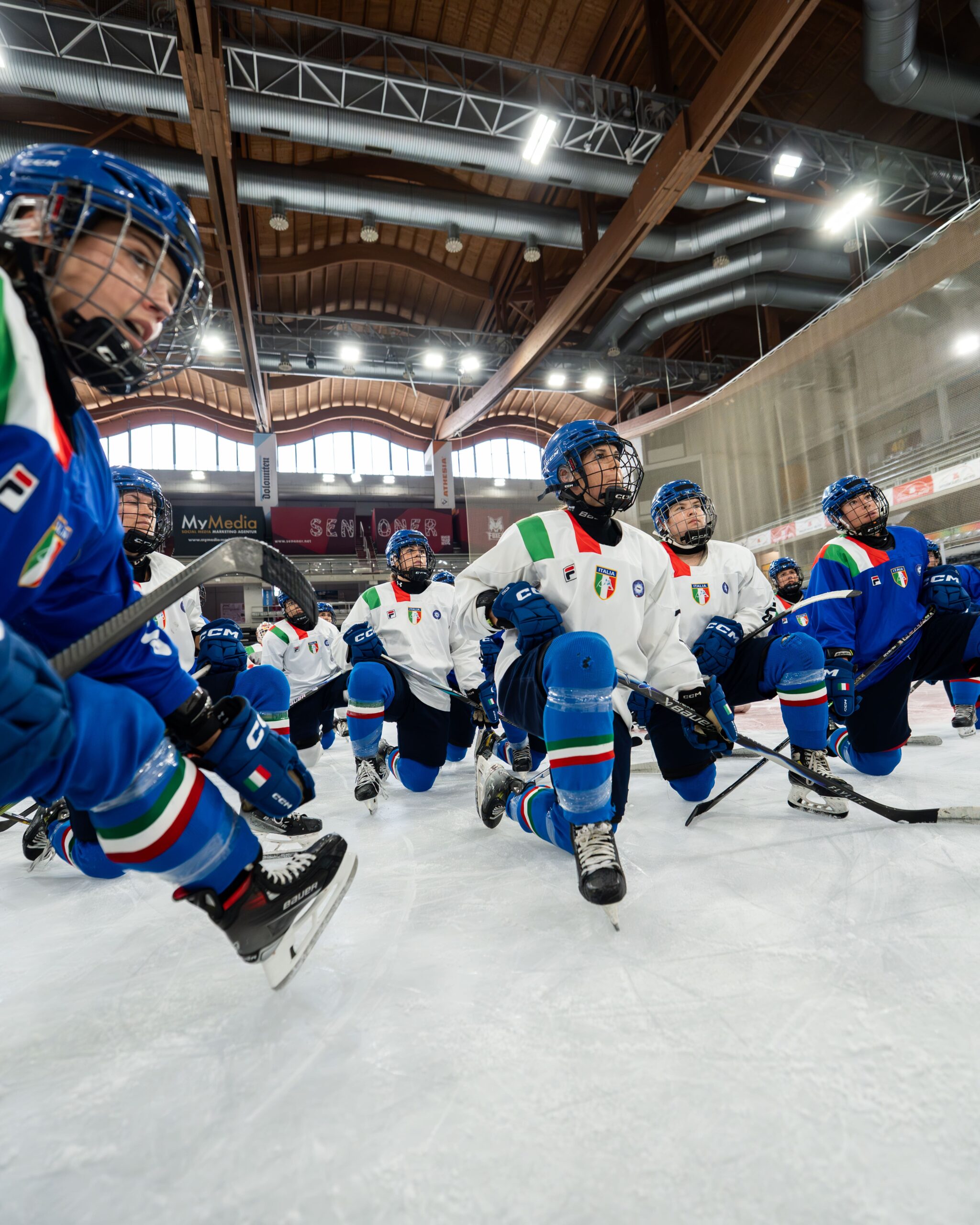 La Nazionale italiana femminile in allenamento al Palaonda di Bolzano. Credito foto: Gianluca Prati
